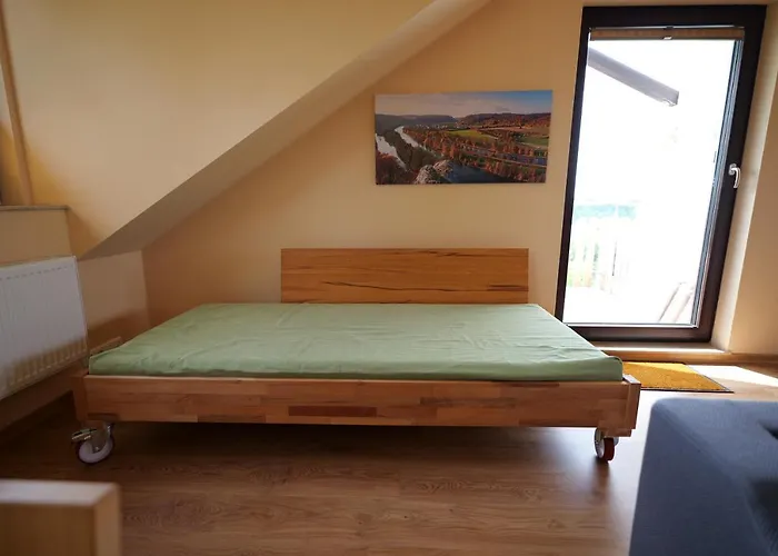 Stifterfelsen Lägenhet